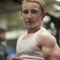 Dječak koji sa 14 godina podiže čak 136kg! Dječak koji sa 14 godina podiže čak 136kg!