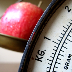 Mlade žene ne primijete dobitak kilograma Mlade žene ne primijete dobitak kilograma