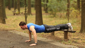 Deset različitih varijanti izvođenja sklekova