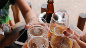 Fudbal i pivo u muškim salonima ljepote