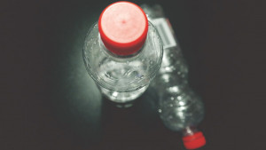 Ima li voda u boci rok trajanja?