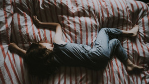 9 trikova pomoću kojih možete mršati dok spavate