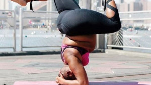 Jessamyn Stanley uz yogu zavoljela svoje tijelo