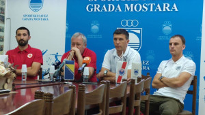 Sergej Jakirović smatra da su šanse 50:50, Amar Osim bi da se emocije ostave po strani