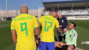 Richarlison zbog Neymara ponizio veznjaka Manchester Uniteda: "Ustani, tu on sjedi"