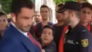 Golman Atletica se polomio pred publikom, ali je zatim ispao prava faca