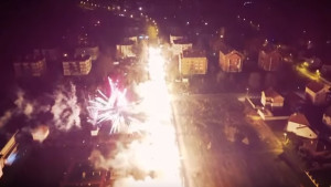 Navijači Partizana "zapalili" ulicu i tako najavili najveći derbi protiv Zvezde