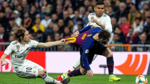 Luka Modrić predmet ismijavanja nakon duela sa Messijem