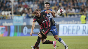 Teška gostovanja za vodeće timove, Čelik pod imperativom