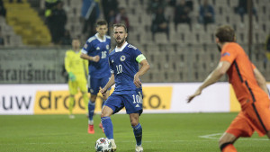 Xavi ostavio mladu zvijezdu u ekipi: Šta to znači za Miralema Pjanića?