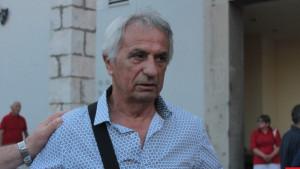 Lagao, varao, zabio nož u leđa Halilhodžiću, a sada ga tuži za klevetu