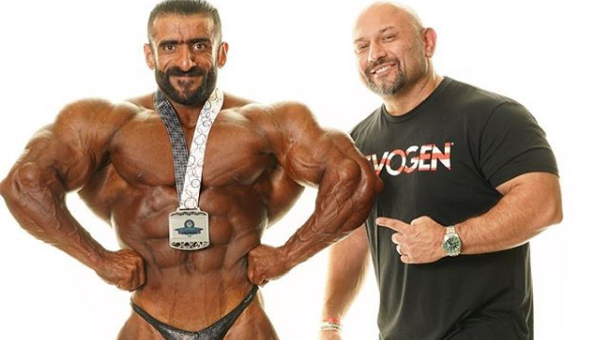 Impresivni Iranac Hadi Choopan izborio pravo nastupa u najvažnijoj Mr. Olympia kategoriji Impresivni Iranac Hadi Choopan izborio pravo nastupa u najvažnijoj Mr. Olympia kategoriji
