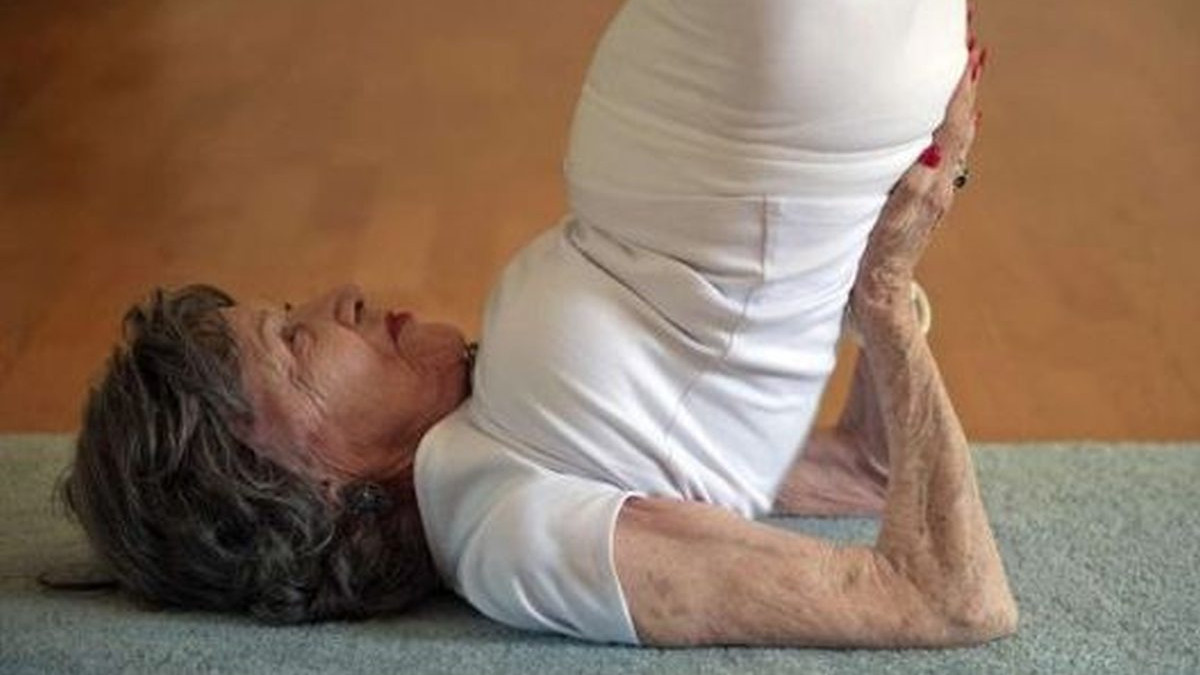 Najstarija instruktorica joge na svijetu