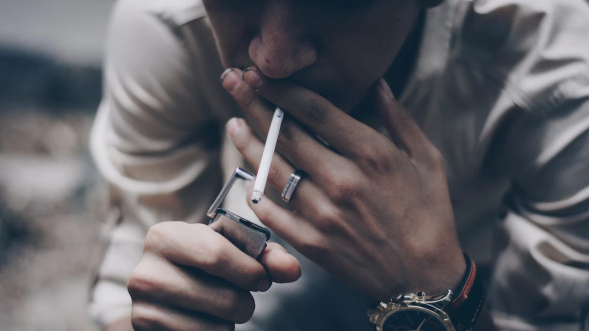 Svaka cigareta oduzima minut sna Svaka cigareta oduzima minut sna