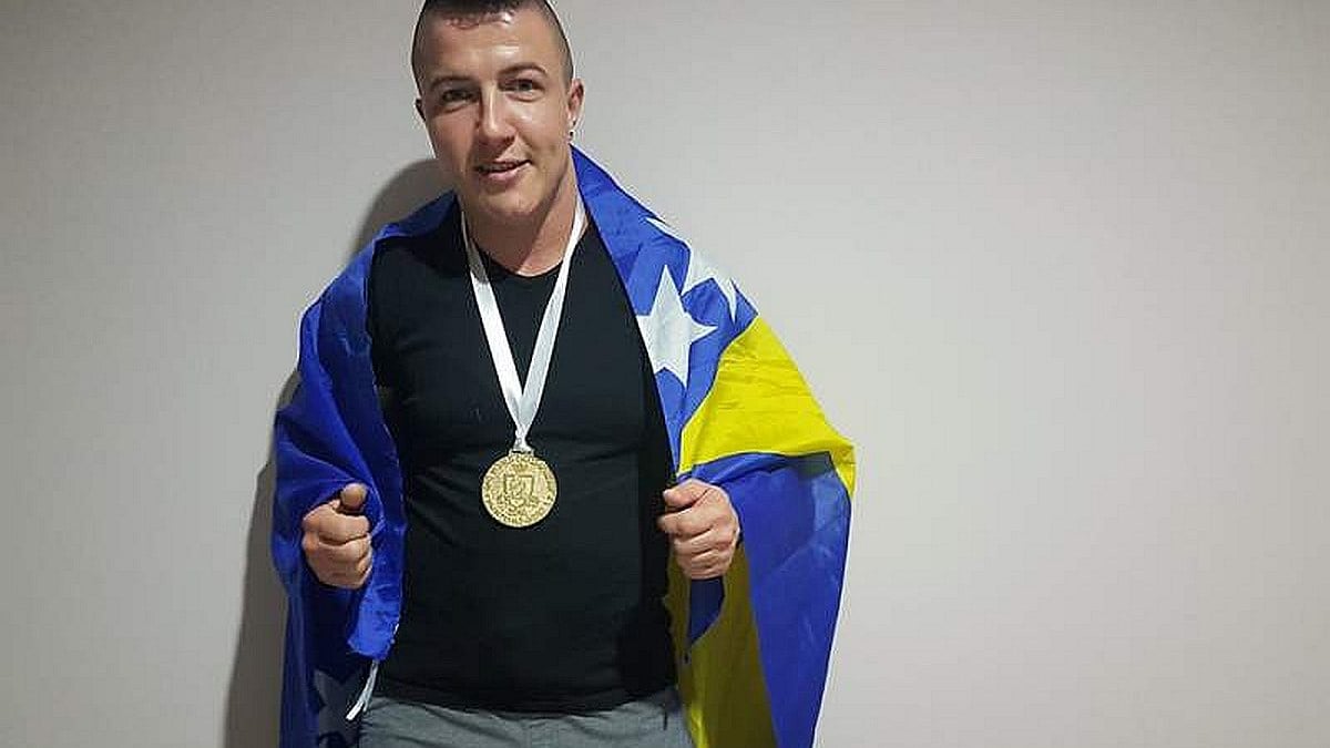 Konjičanka Almira Lizde odbranila titulu svjetske prvakinje u power liftingu Konjičanka Almira Lizde odbranila titulu svjetske prvakinje u power liftingu