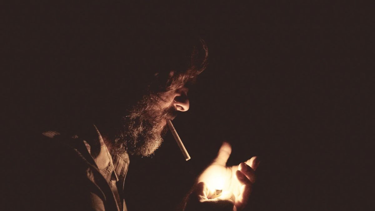 Mamurluk uz cigarete postaje još teži Mamurluk uz cigarete postaje još teži
