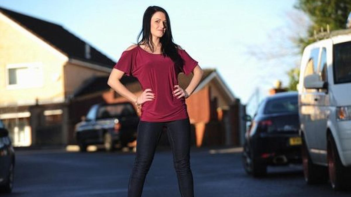 Majka dvoje djece smršala 13 kg i postala model Majka dvoje djece smršala 13 kg i postala model