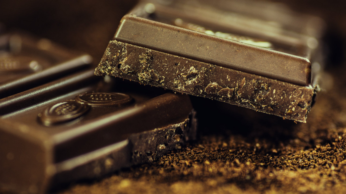 Kockice crne čokolade za zdravlje
