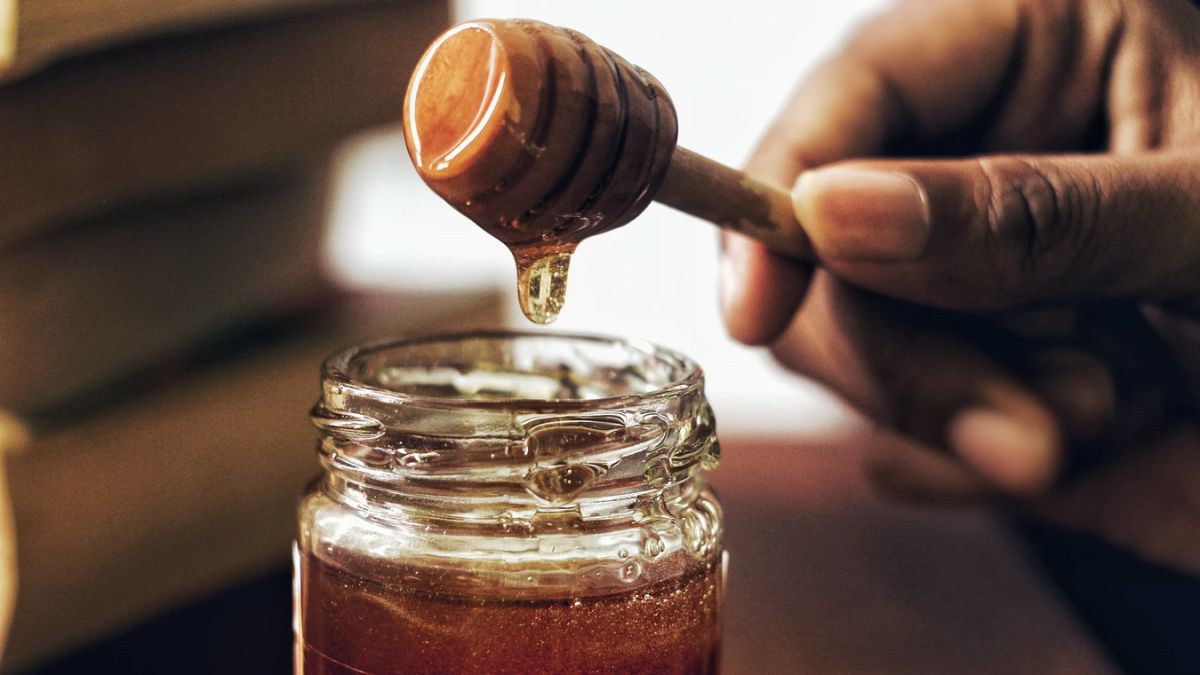 Da li je med zdraviji od šećera?
