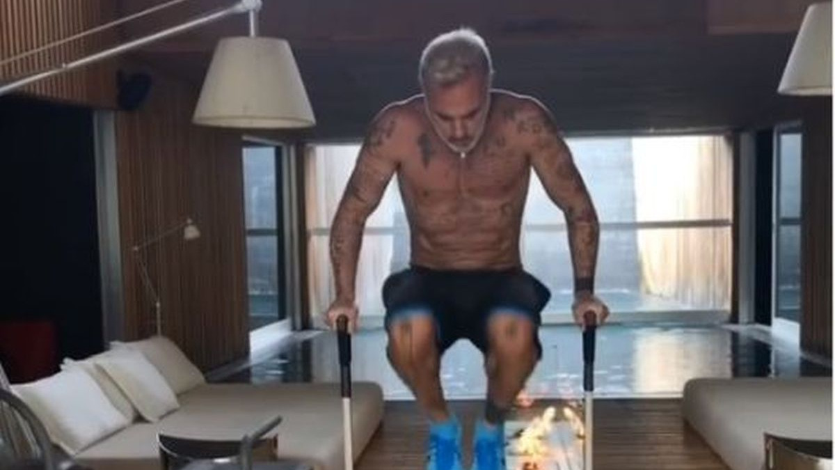Ovako vježba i pleše biznismen Gianluca Vacchi Ovako vježba i pleše biznismen Gianluca Vacchi