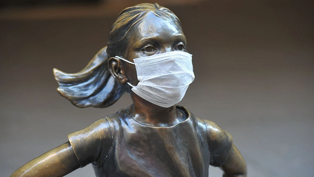 Evo kako su građani zaštitili statue širom svijeta od koronavirusa