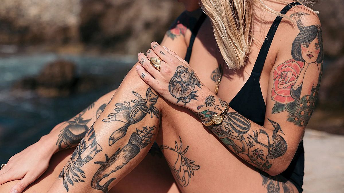 Sunce i koža: Kako zaštiti tetovaže tokom izlaganja suncu?