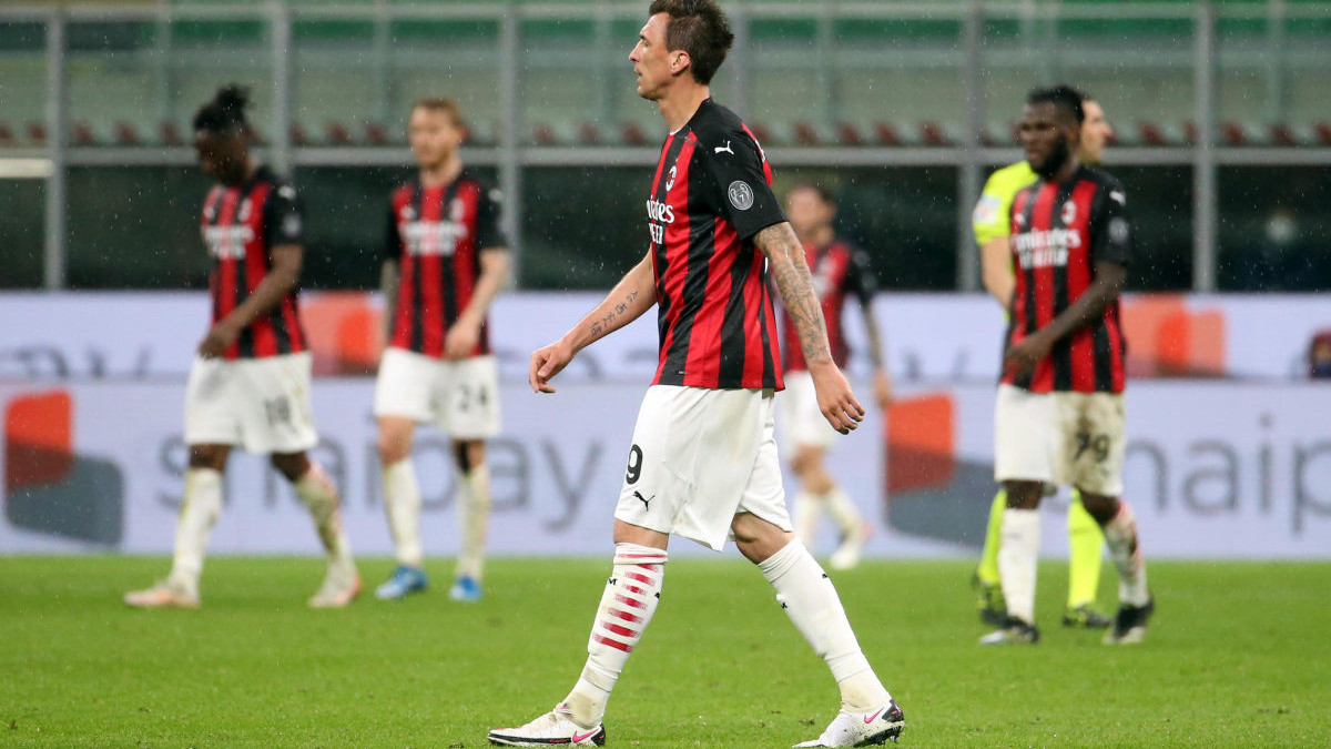 Milan u utakmici sezone bez Ibre, ali kreće Mandžukić