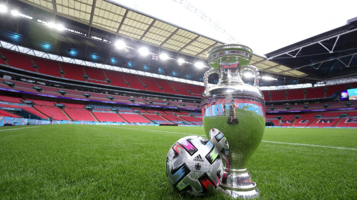 Kultni stadion, fudbalske velesile i ogromna glad za trofejem: Već se naziru sastavi za meč godine