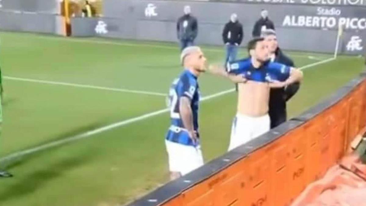 Zvijezdi Intera tražili da skine dres, pa ga do kraja ponizili