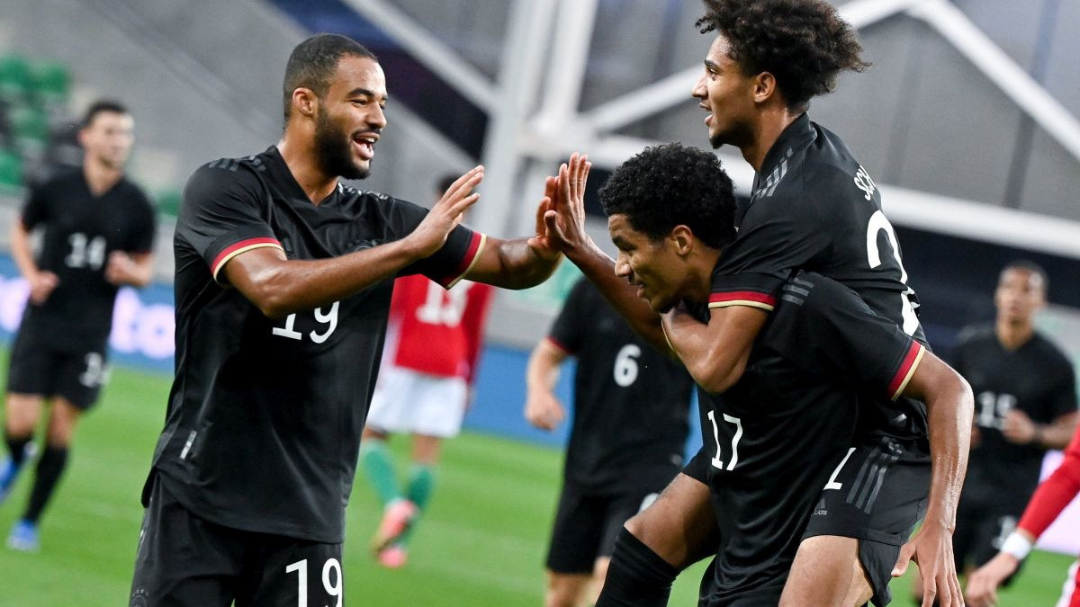 Kec na mlade Nijemce i Italijane, najveći na svijetu u Mozzartu