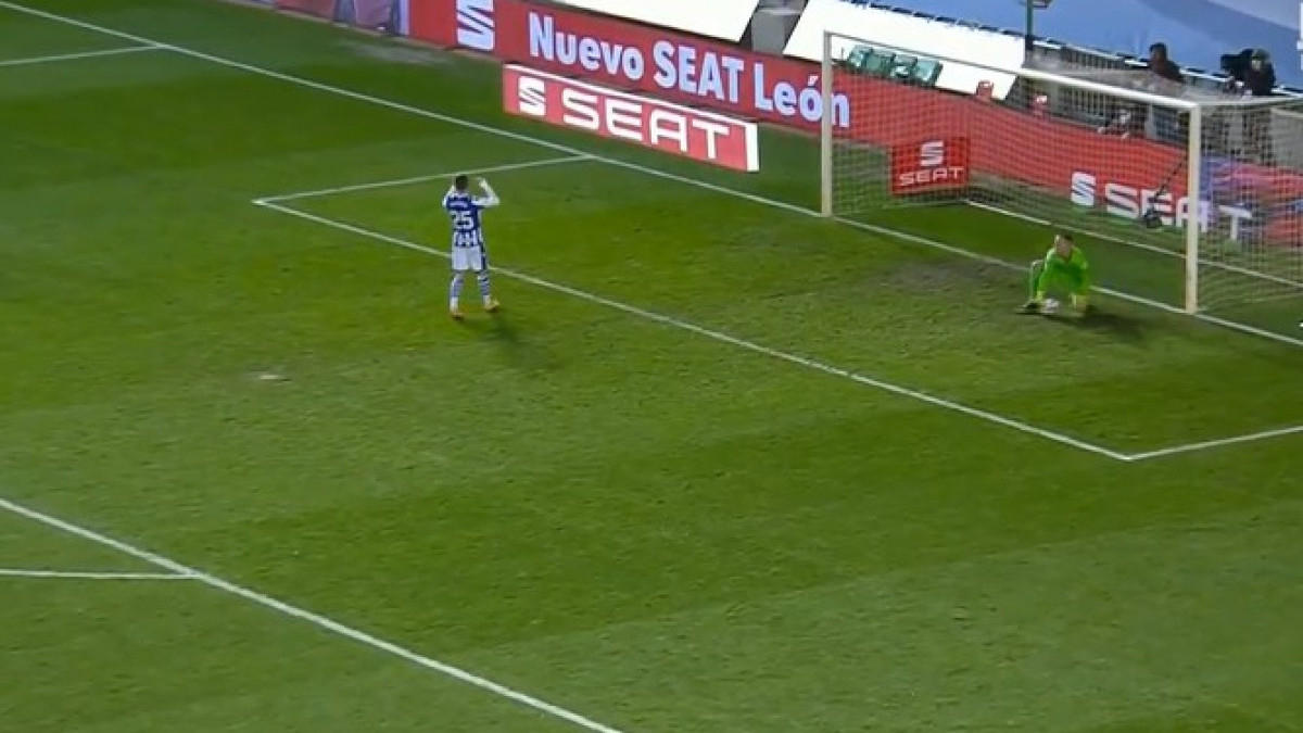 Čovjek je radio čuda među stativama: Fudbaleri Sociedada su se hvatali za glavu tokom utakmice