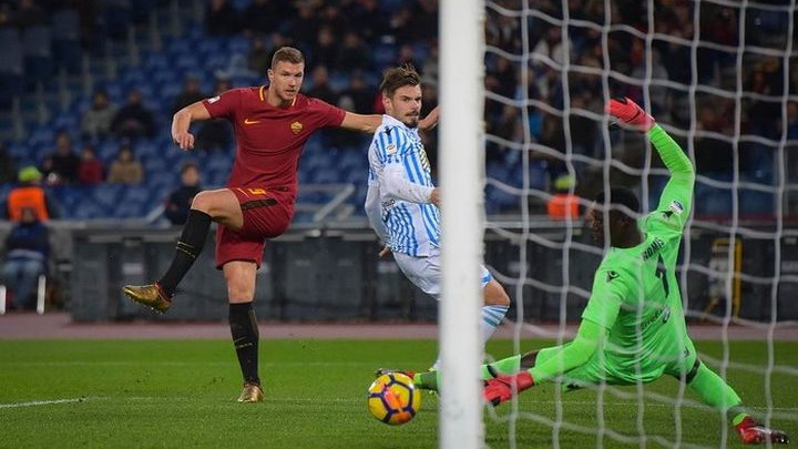 Džeko ponovo u centru pažnje na Rominim stranicama na internetu