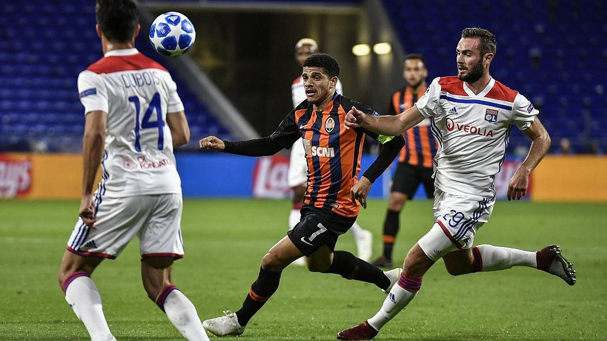 Ko će u 1/8 finala? Samo jedna nepoznanica pred večerašnje utakmice Lige prvaka