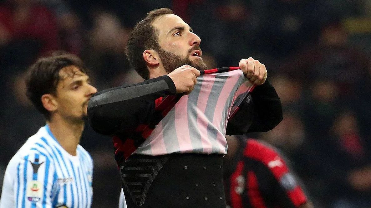 Gonzalo Higuain ne igra večeras protiv Juventusa, a razlog je nasmijao mnoge