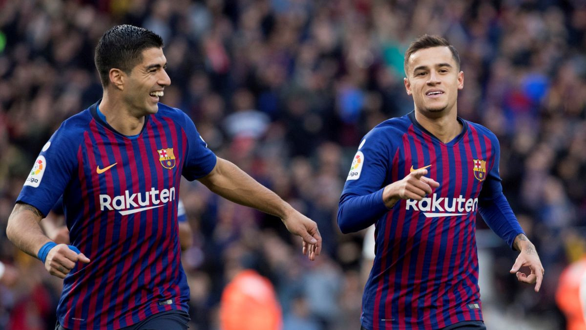 Fotografija Suareza i Coutinha iz tunela Anfielda naljutila navijače Liverpoola