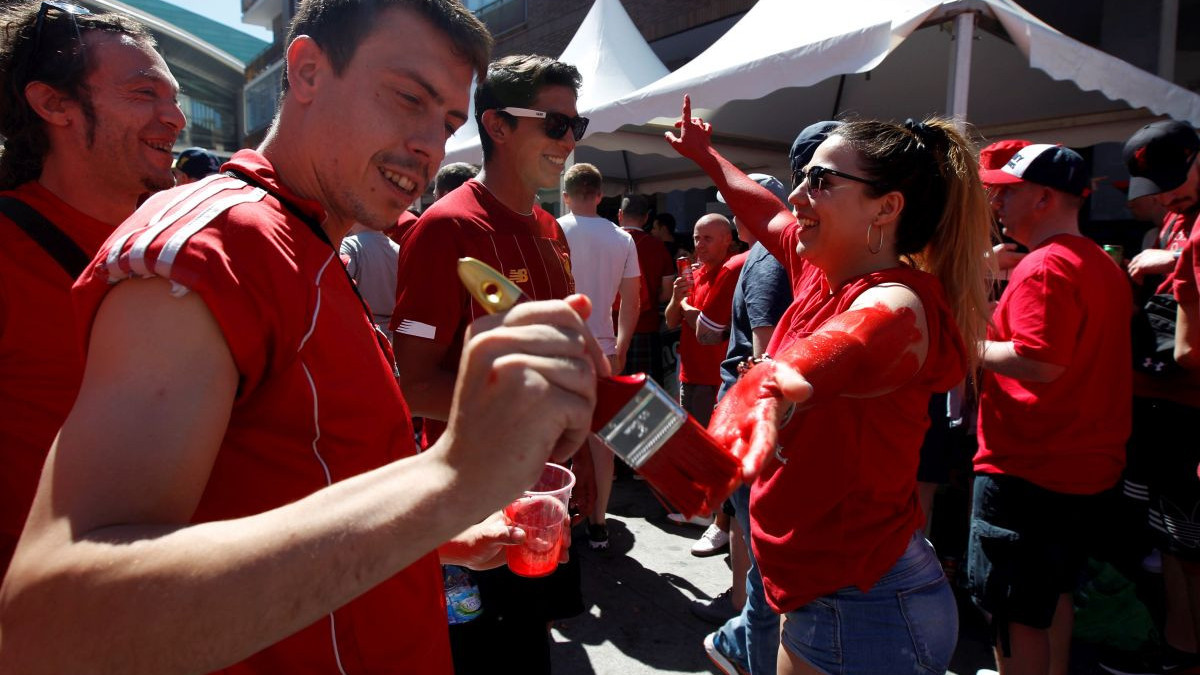 Veliki navijač Redsa nije odolio ponudi i prodao je ulaznicu za finale: Vodim djecu na Floridu!