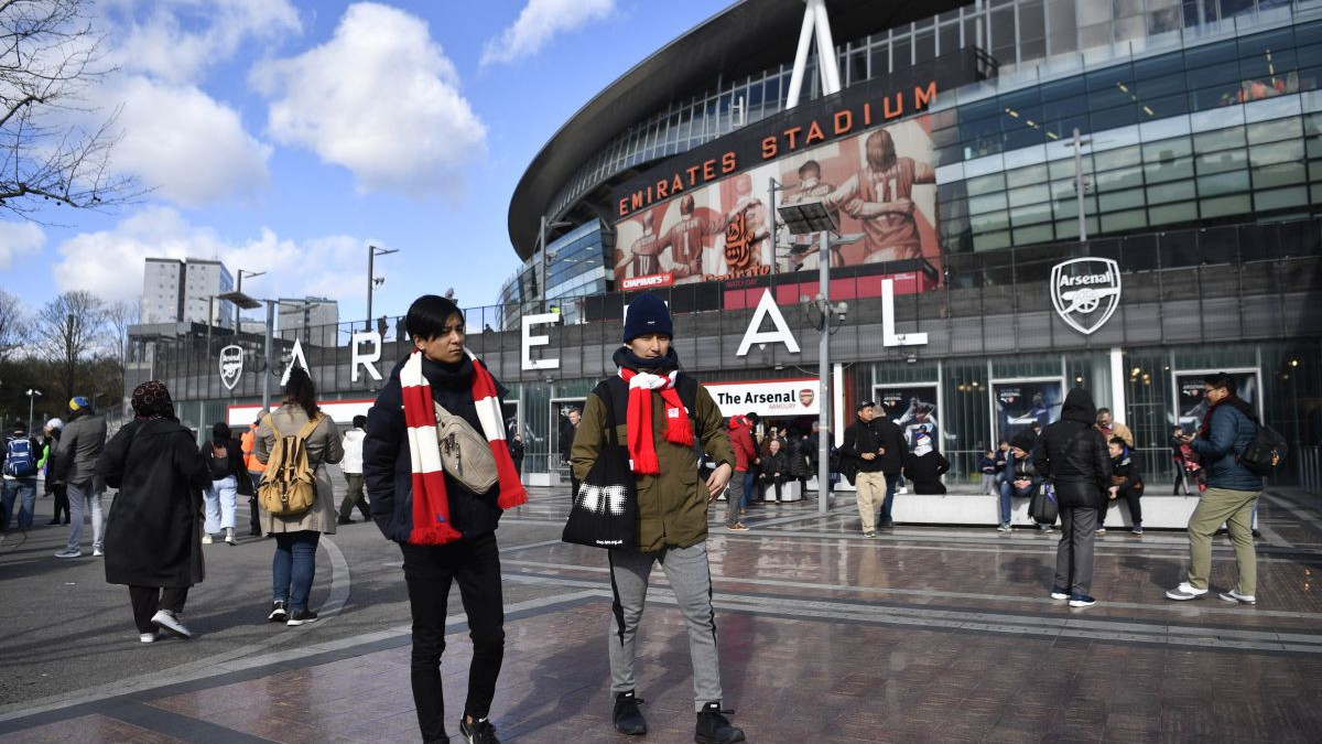 Nastavlja se ludnica na Ostrvu