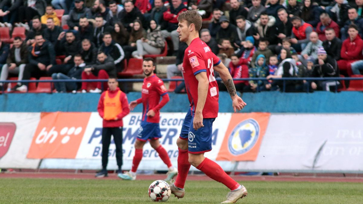 Borac protiv Zvezde u novim i "posebnim" dresovima