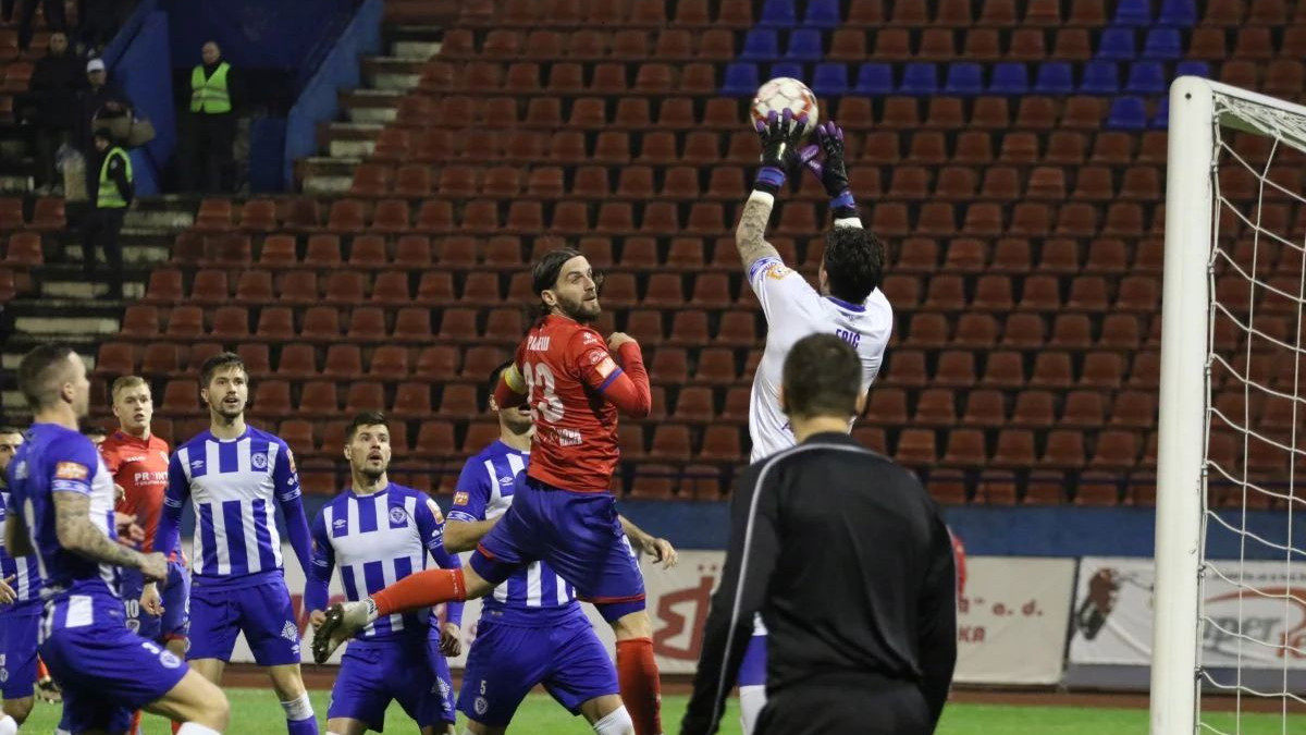 Ko će slaviti na Grbavici i Pecari? Zanimljive kvote za današnje utakmice Premijer lige