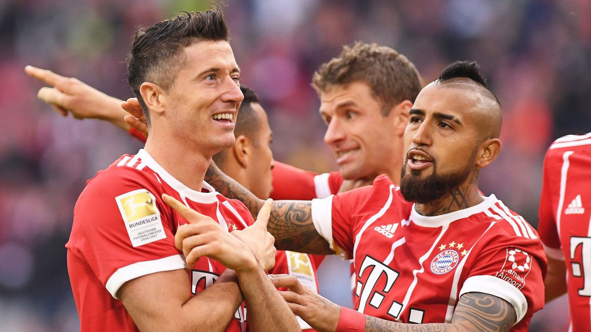 Vidal poručio da se Messi i Lewandowski ne mogu porediti: "Evo s kim ćete ga porediti"