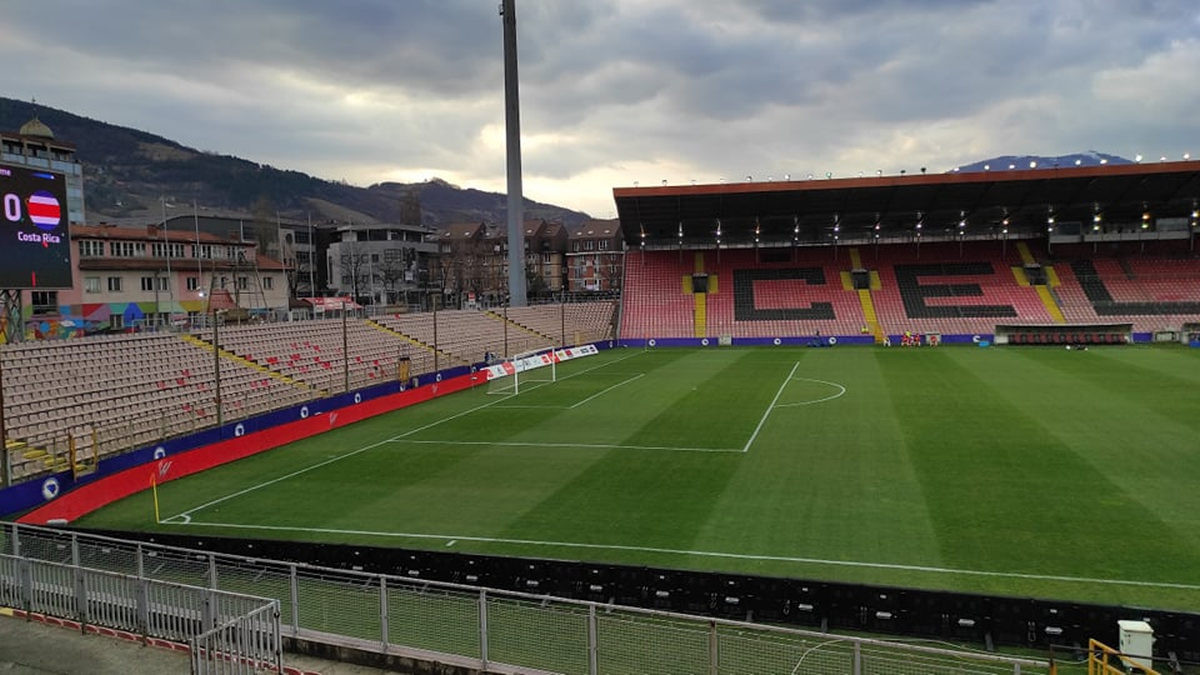 Sve spremno za meč BiH - Kostarika, Zmajevi stigli na stadion