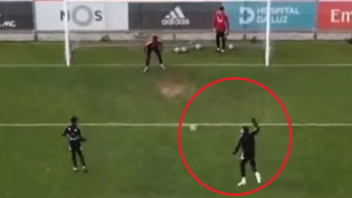 Argentinac zabio gol kakav u fudbalu još nije viđen, niko na terenu nije vjerovao šta je uradio