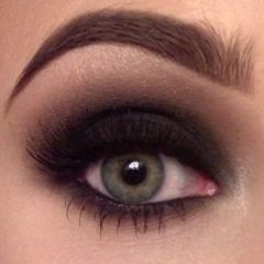 Smokey eyes za tri minute Smokey eyes za tri minute