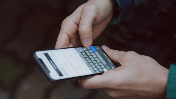 Ovisnost o smartphoneu - Kako je pobijediti?