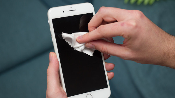Kada i kako pravilno očistiti telefon tokom koronavirusa?