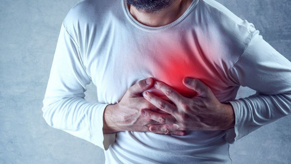 Anksioznost ili srčano stanje: Šta bolovi u prsima govore o vašem zdravlju?