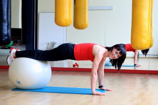 5 vježbi uz koje ćete aktivirati trbušne mišiće