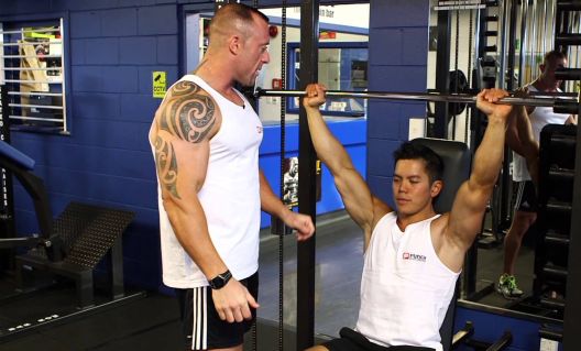 11 najboljih sprava za izgradnju mišića