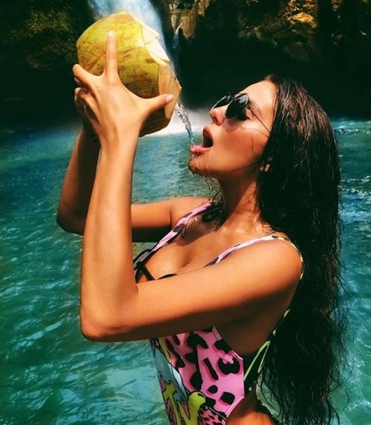 Seksipilna Bugarka pravi dar - mar na Instagramu