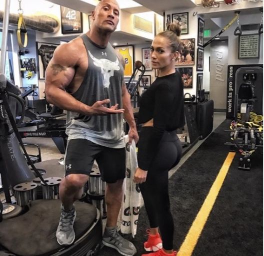 Fitnes rutine poznatih dama za savršenu liniju